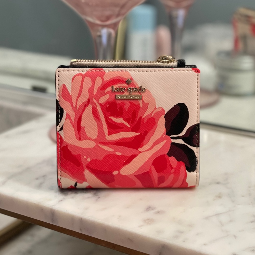 Kate spade floral wallet